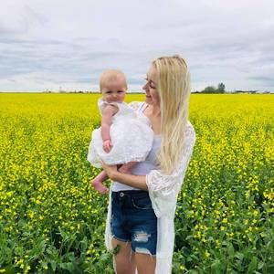 Meet your Posher, Chloé